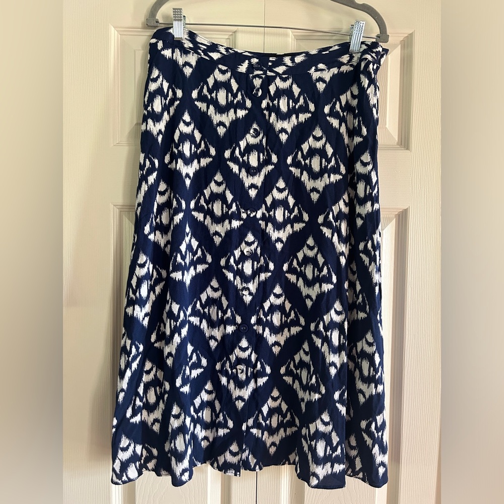 Talbots Skirt Women’s Size 16P Skirt Blue White Print Buttons